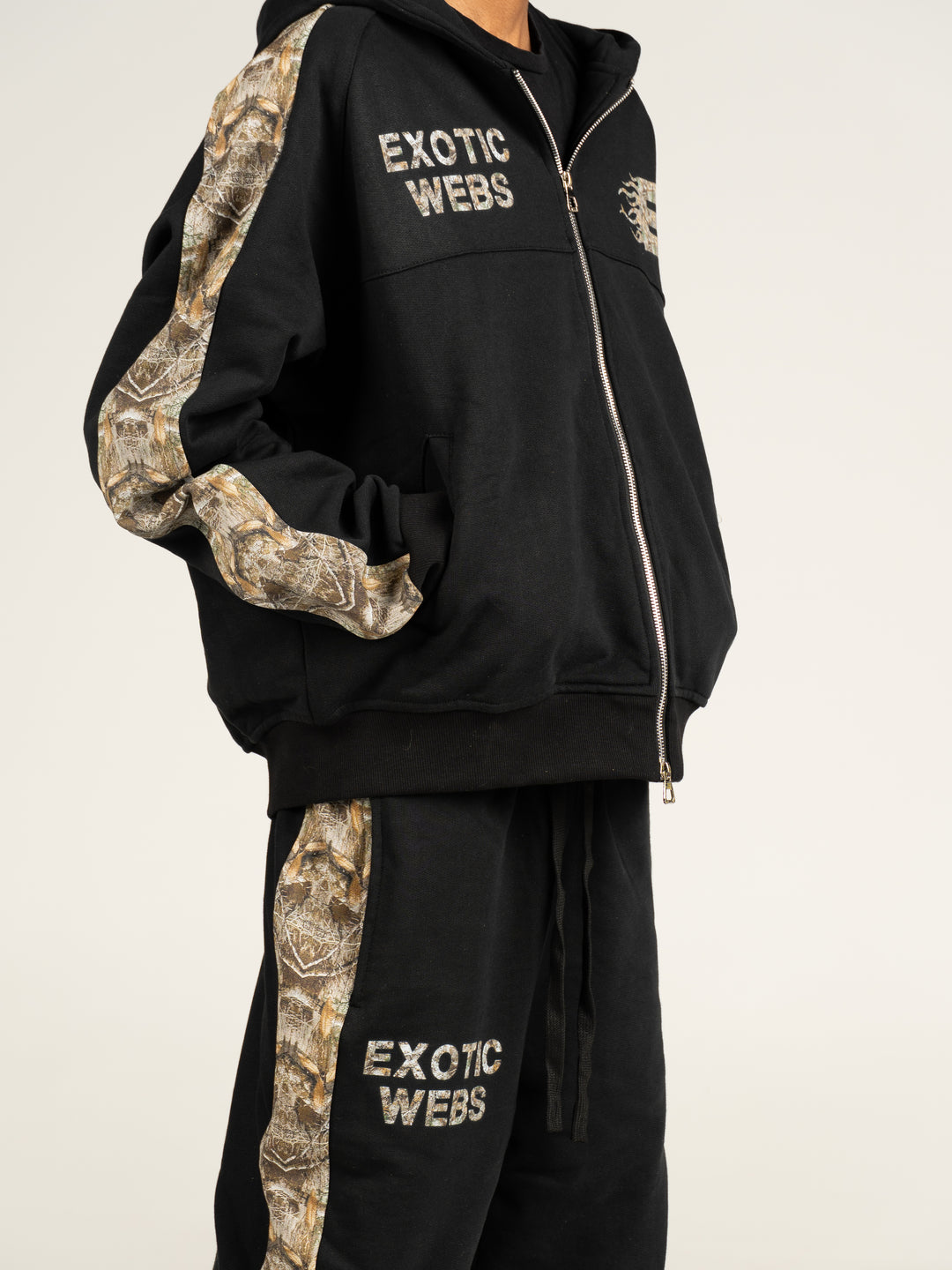 CAMO ZIP HOODIE